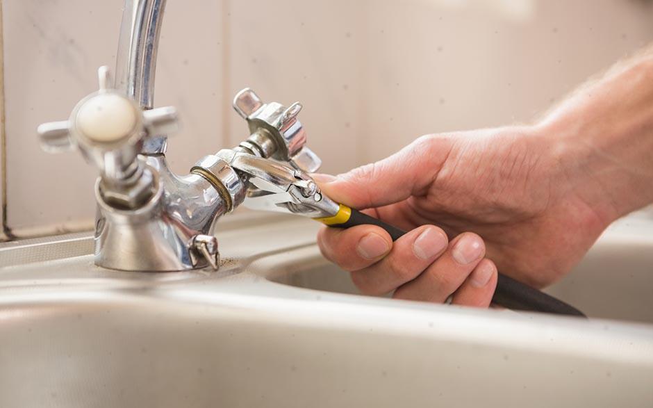 plombier installation sanitaire Puteaux